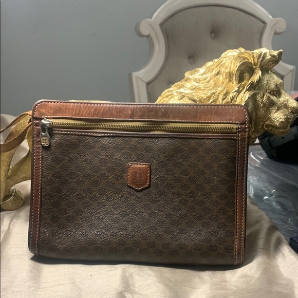 Luxurious Celine Brown Messenger oversized pouch with Patterned Design VGUC - Picture 1 of 14